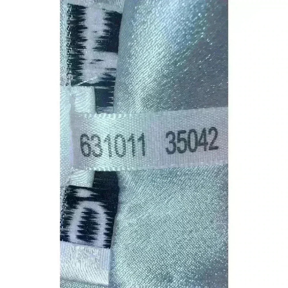 Oscar de la Renta  quilted  Jacket NWT SZ L Button Down Avant Garde Elegant - Picture 7 of 9